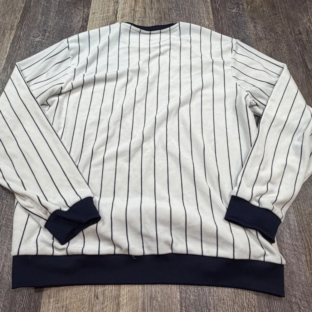 Fila Mens XXL Pinstripe Crewneck Sweatshirt White Navy Blue Fleece Soft Pullover